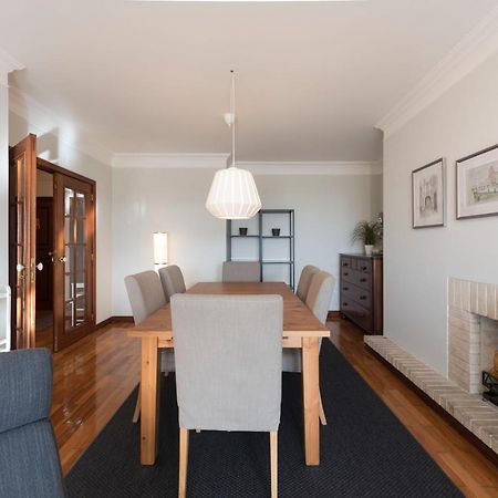 Lovelystay - Charming 3Br Flat W/ Free Parking In Devesas Vila Nova de Gaia Bagian luar foto
